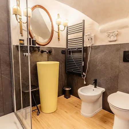 Luxury&charme Historical Center בית הארחה ג'נובה