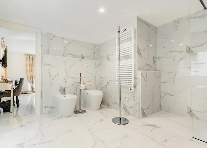 Luxury&charme Historical Center Pensionat 4*